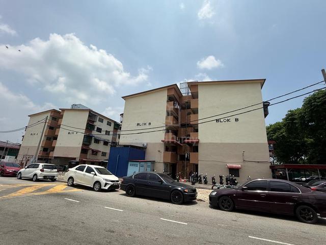 Taman Seruling Emas Flat 1