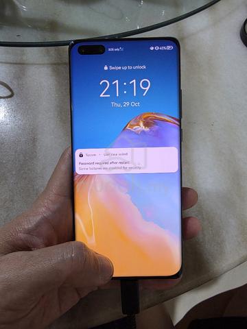 Huawei P40 Pro  - photo 2 of 2