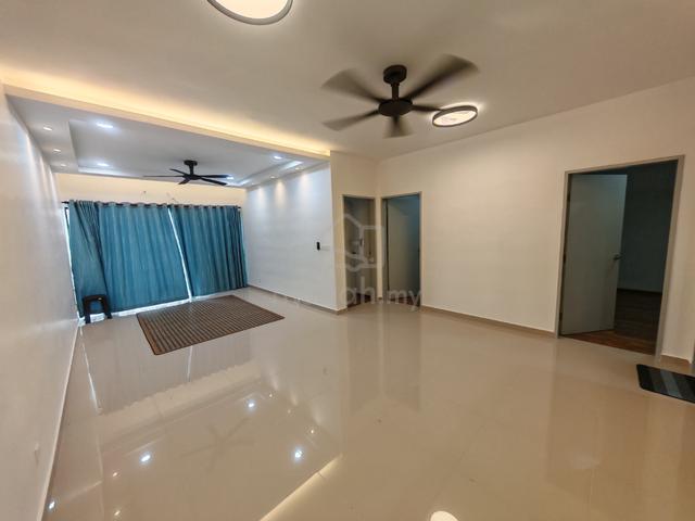 Admiral Residences 1