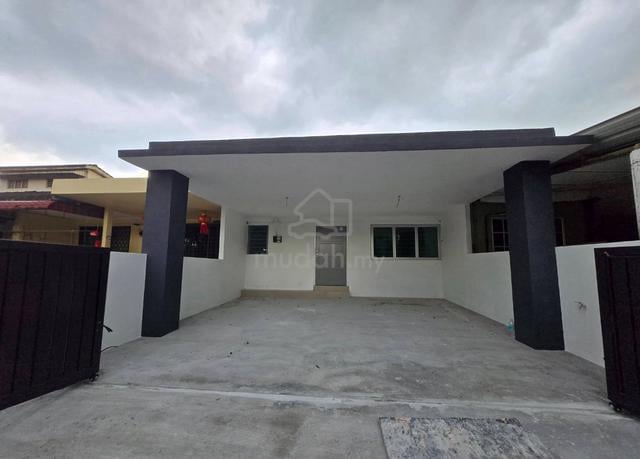 Single Storey Terrace House at Taman Sppk, Pasir Pinji, Perak. 1