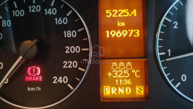 2006 Mercedes Benz A170 AVANTGARDE HIGH SPEC - 2