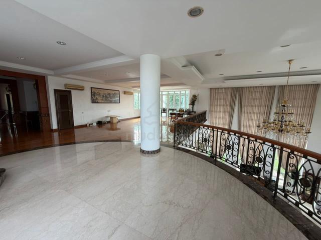 Taman Stulang Laut 3 Storey Bungalow House 9bed Renovated Johor Bahru 1