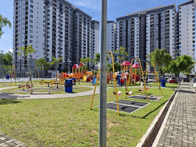 Residensi Laguna Biru 2 1