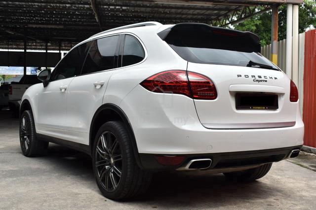 2011 Porsche CAYENNE 3.6 958 (A) - 3