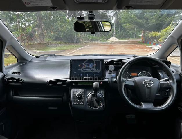 2011 Toyota WISH 1.8 X (A) TRD Sports - 4