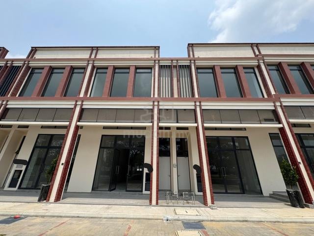 Shop/Retail Bloc 17 Retail Setia Safiro Facing Main Road Cyberjaya 1