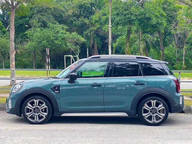 2022 Local Mini Cooper  Countryman S 2.0 Facelift - 5
