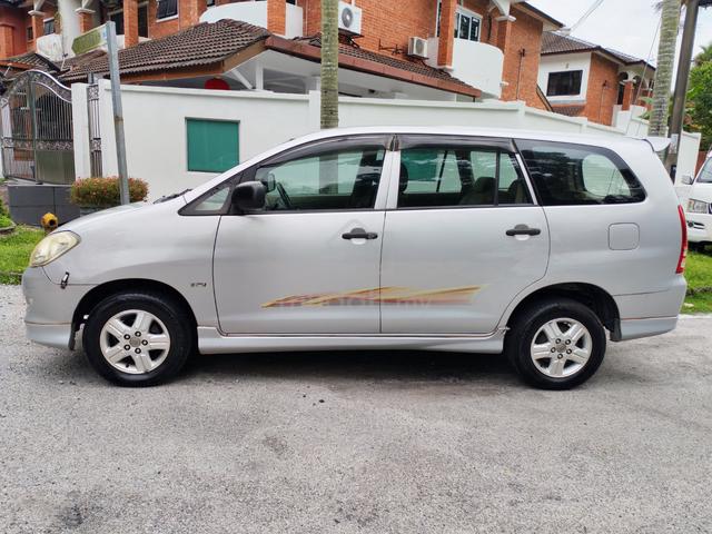 2008 Toyota Innova 2.0 Auto - 5