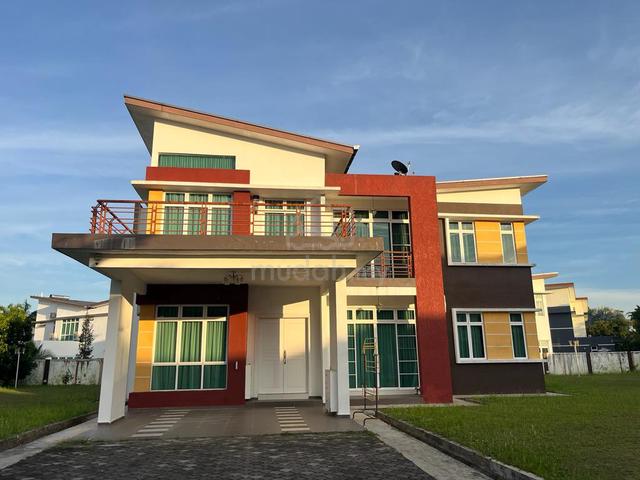 Furnished 5Rooms Bungalow Vista Kirana Ayer Keroh 1