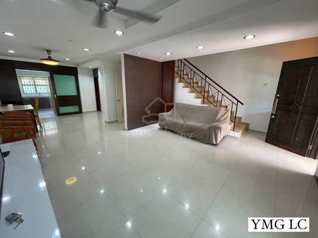 Bandar Botanic Cassia Klang 2 Storey Renovated With Furnished For Rent 1
