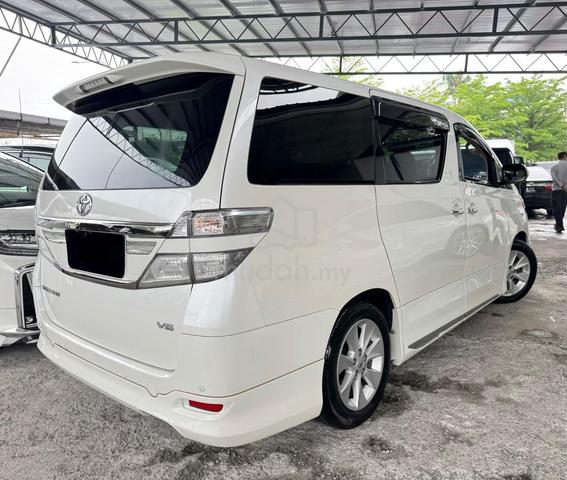 2013 Toyota VELLFIRE 3.5 V L-EDITION (A)Boleh Loan - 2