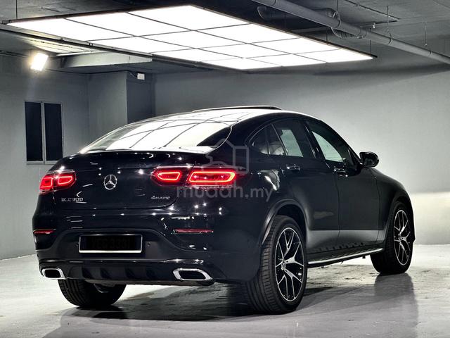 2019 Mercedes Benz GLC300 4MATIC COUPE AMG LINE - 4