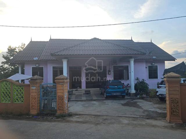 Rumah Banglo Berhampiran Dengan Econsave Gong Badak Kuala Nerus 1