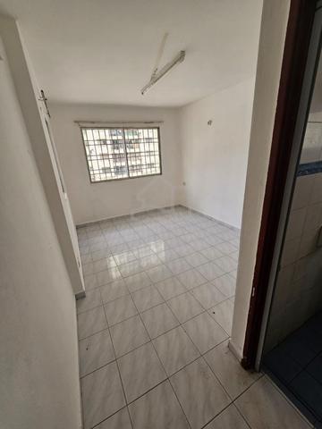 Taman Pakatan 4