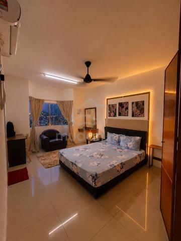 Master Bedroom in Endah Regal , near LRT Bukit Jalil, near APU,LOW DEP 1