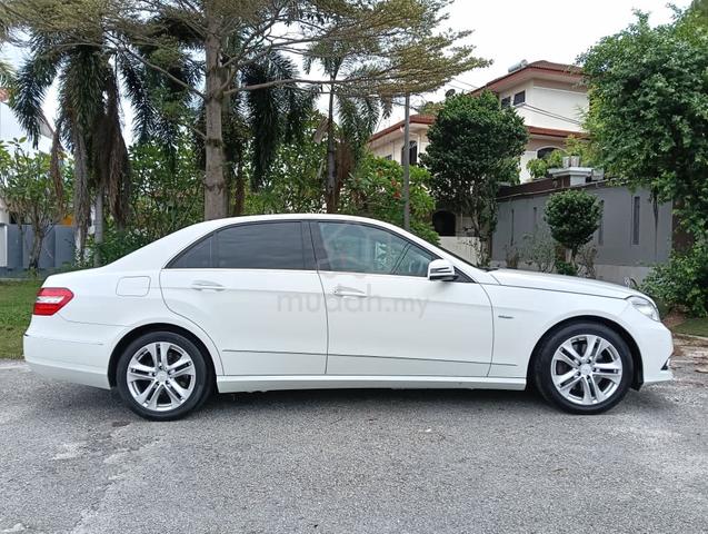 2010 Mercedes Benz E250 CGI BlueEFCY - 5