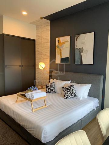 Ceylonz Suites 1