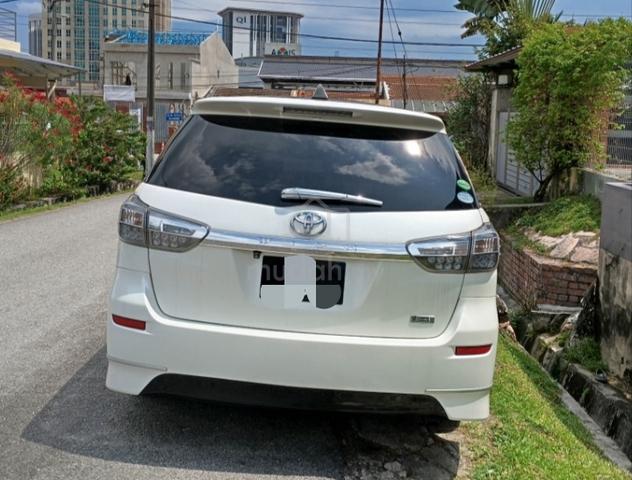 2005 Toyota WISH 1.8 - 3
