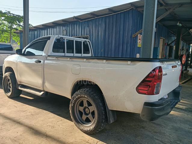 2026 Toyota HILUX 2.4 MT MY17 AN120 FACELIFT II - 3
