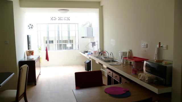 Jalan Puteri 12, Double Storey Terrace House, Bandar Puteri 4
