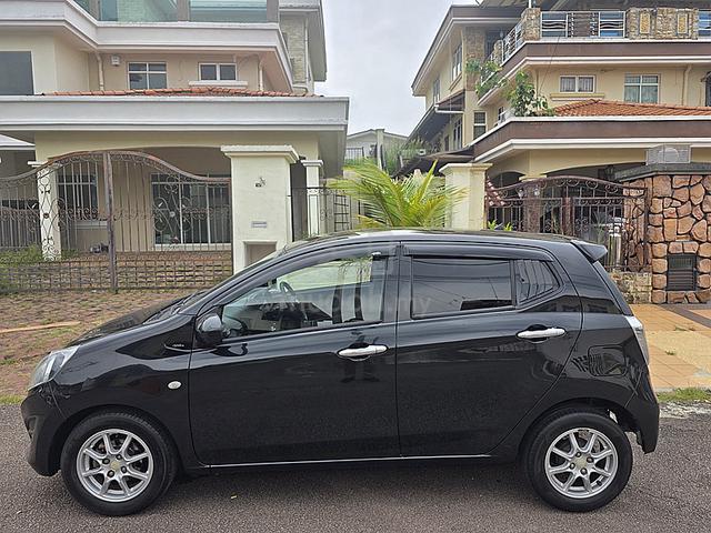 2016 Perodua AXIA 1.0 (A) PAKAI IC LOAN RM 380 BLN - 4