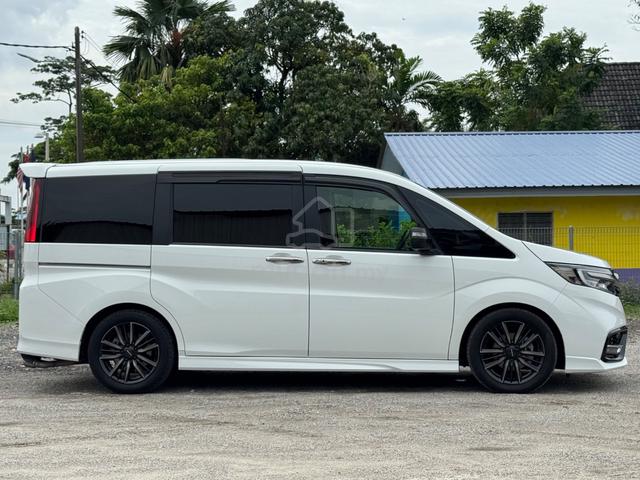 Modulo X Edition 2021 Honda STEPWAGON 1.5 (A) - 4