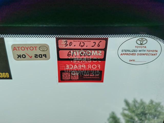 2023 Toyota COROLLA CROSS 1.8 HYBRID 56K MILEAGE - 3