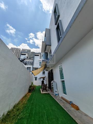 3 story house near airport, tierra residences  1