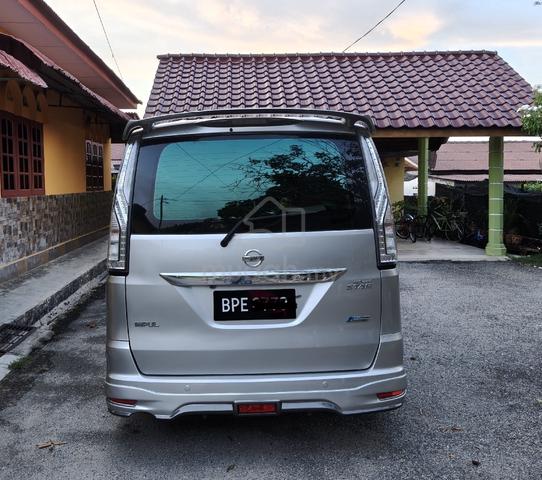 2017 Nissan SERENA 2.0 S-HYBRID HIGHWAY STAR - 4