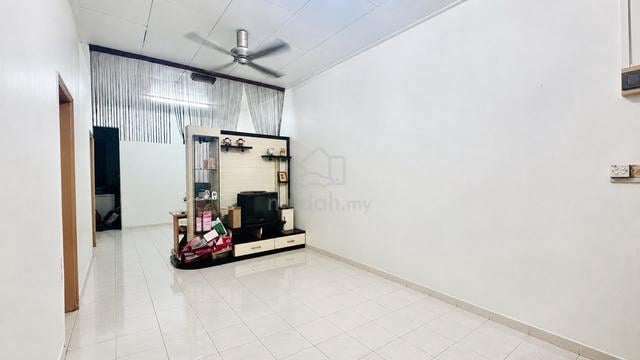 Senai Utama single storey terrace house for sale 1