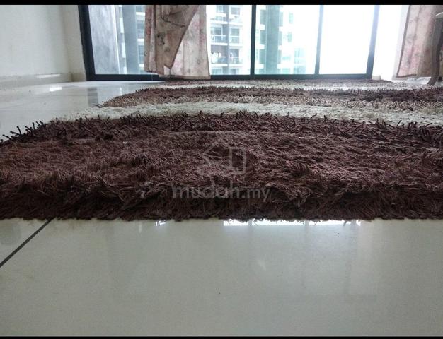 Fluffy brown wavy patterned area rug - photo 2 of 3