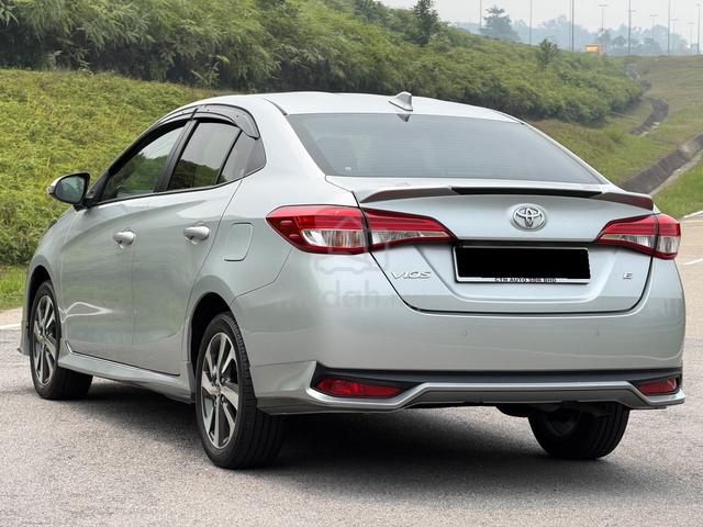 TOYOTA VIOS 1.5 E (a) F.S.R TOYOTA WARRANTY 2027 - 2