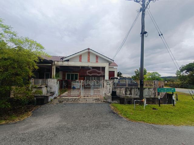 Corner Lot Facing Open di Seri Iskandar 1