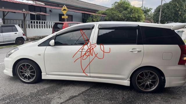 2003 Toyota WISH 1.8 TYPE E (A) - 3