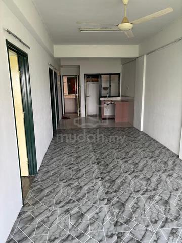 Flat Taman Bukit Segar 1