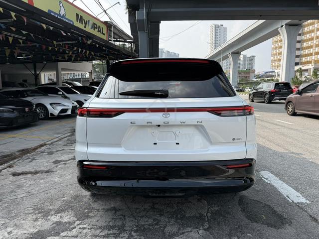 2025 Toyota CROWN ESTATE 2.5 HYBRID Z - 4