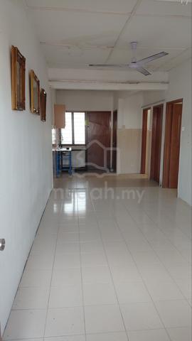 Taman jasmin senawang townhouse 1