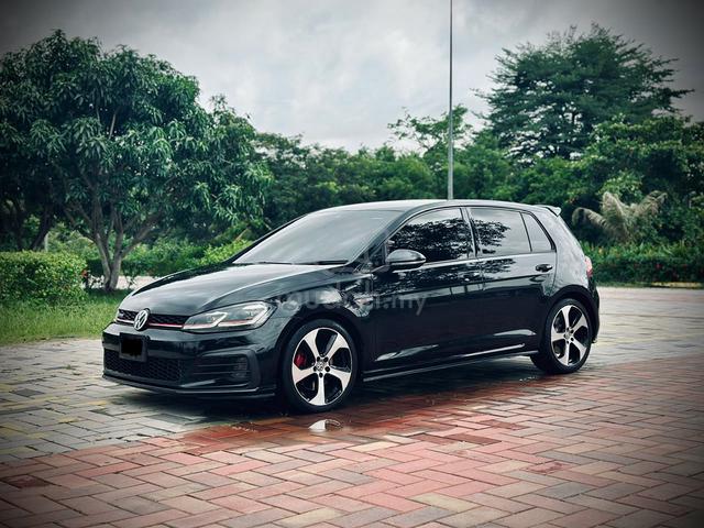 2017 Volkswagen GOLF 2.0 GTI MK5 (A) - 1