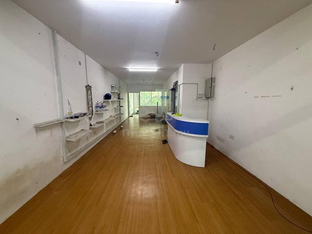 Damansara Aliff 4 Shop Lot office 1st floor Facing Main Road Tampoi 1