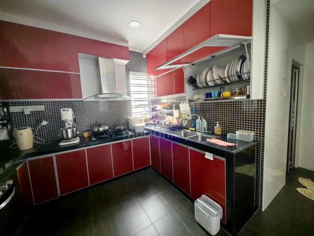 hot area tmn pelangi indah JLN AYU terrace full nice reno extended g&g 1