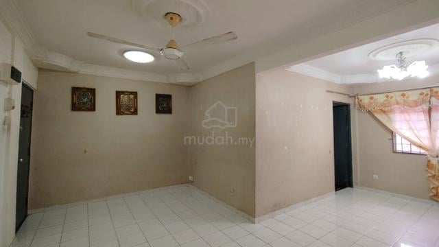 Anggerik Apartment (Taman Bunga Raya) 1