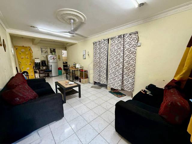 Fiona Apartment 1