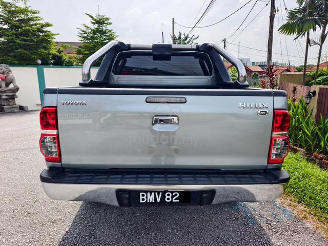 2014 Toyota HILUX Double CAB 2.5 G TURBO MT 1Owner - 5