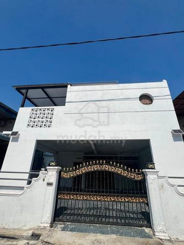 Double-storey terraced house - Taman Desa Murni Sungai Dua, Penang 1
