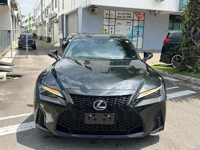 2023 Lexus IS 300 2.0 F Sport SROF 4CAM 33K KM - 3