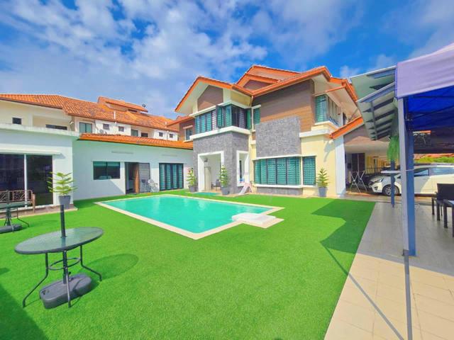 CORNER LOT RENOVATED 2 Storey Terrace Sari Ilham, Alam Sari, Bangi 1