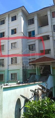 Alpinia Abadi Apartment 1