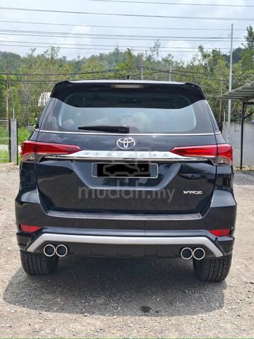 2018 Toyota FORTUNER 2.4 VRZ 4X4 2GD-FTV (CKD) (A) - 3