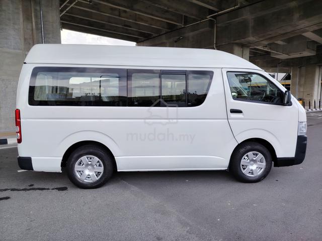 2009 Toyota Hiace 2.5 (M) High Roof Window Van - 5