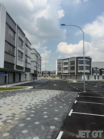 Tropicana Aman Umara❗️Rimbayu 2 Storey Facing Open Shoplot for Sale 🏬 1